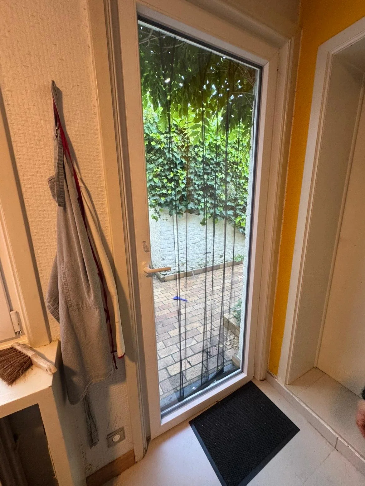 Fenêtre et menuiserie — photographie