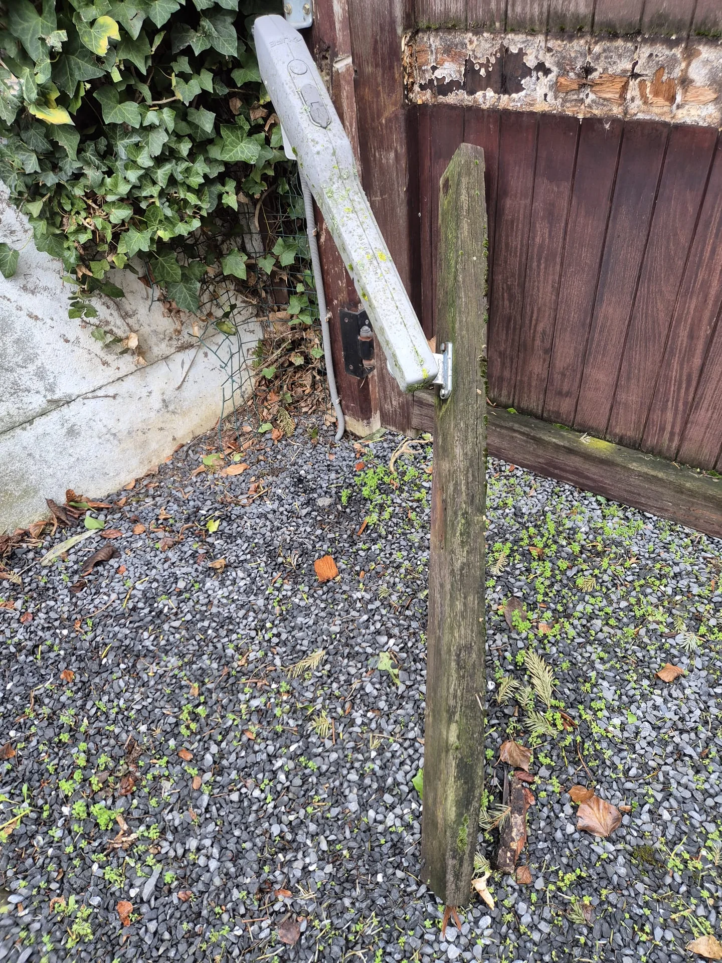 Porte et détail de fermeture — photographie
