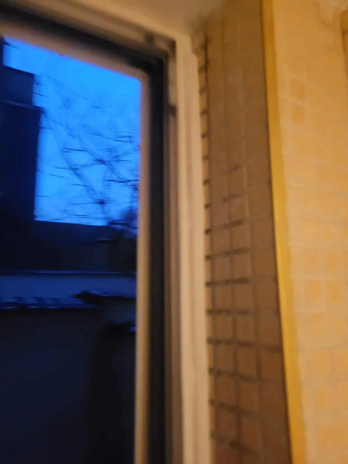 Fenêtre et menuiserie — photographie